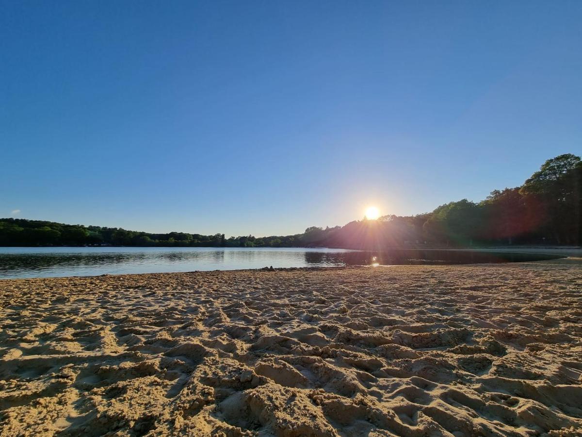 La Tiny Proche Lac Et Foret Sillé-le-Guillaume Exterior foto