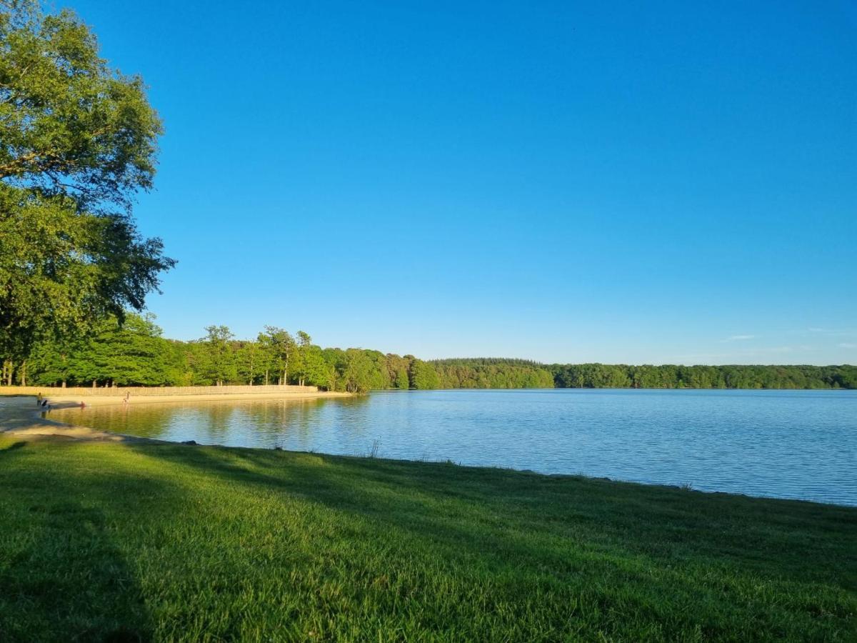 La Tiny Proche Lac Et Foret Sillé-le-Guillaume Exterior foto